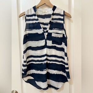 Tea n Rose Flowy Striped Navy and White Tank Top Women’s Small